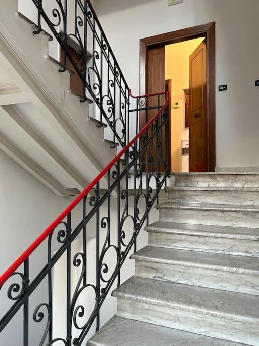 Casa Del Ferroviere B&B Sulmona Eksteriør bilde